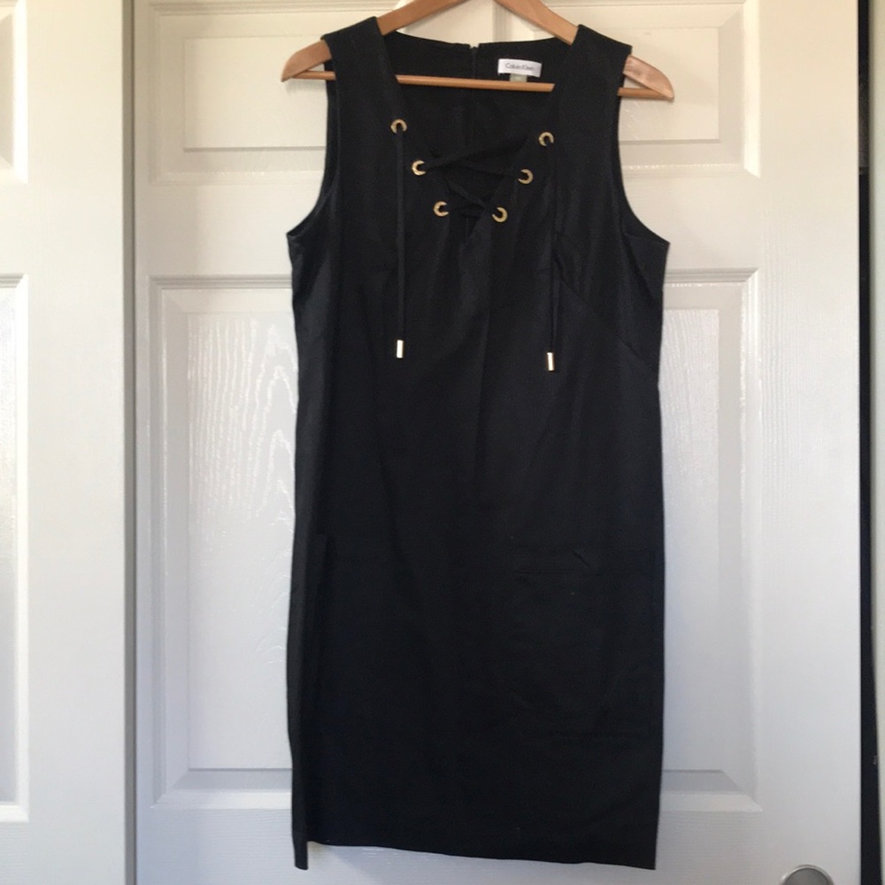 Women sleeveless dress